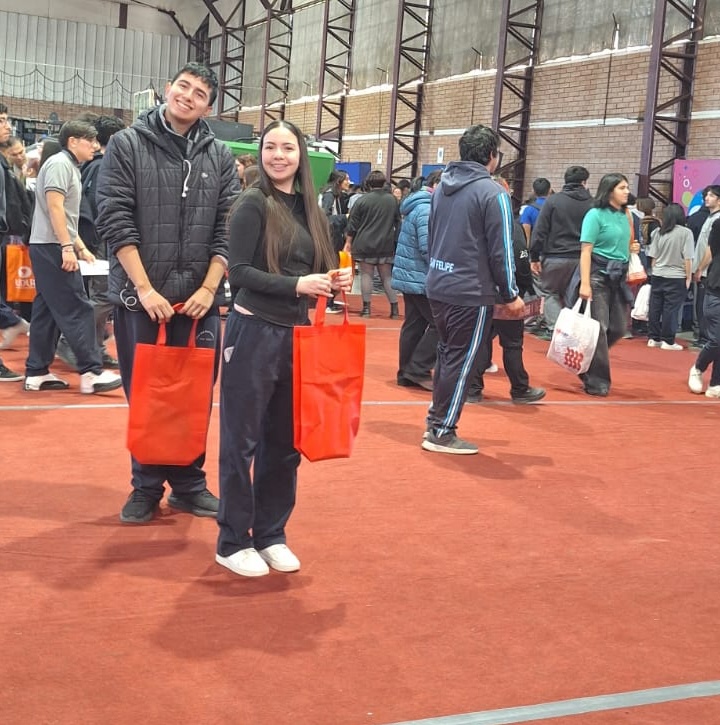2026_05_18_visita_feria4